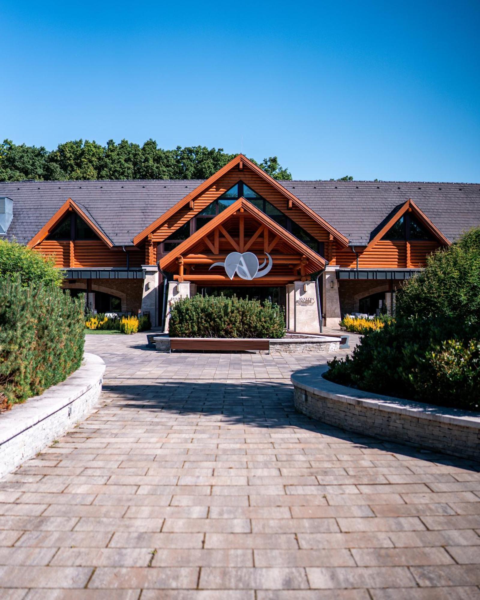 Avalon Resort & Spa Miskolc Exterior photo